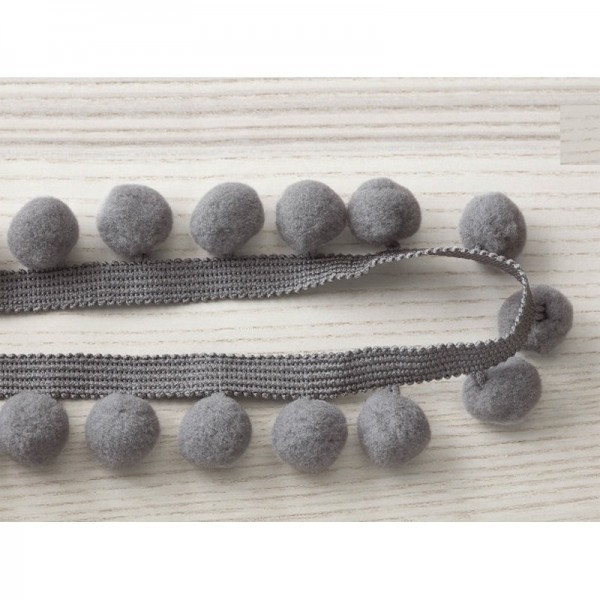 T79 04 pom pom braid grey