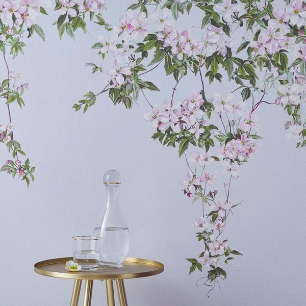 Papel Pintado Classic Clematis Mural Wallpaper Dusty Blue - SIAN ZENG