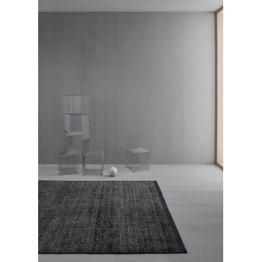 SELINI BLUE