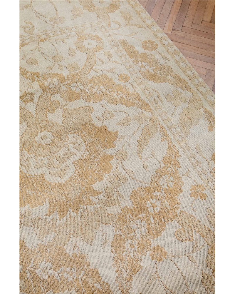Newborough Pale Gold 081606