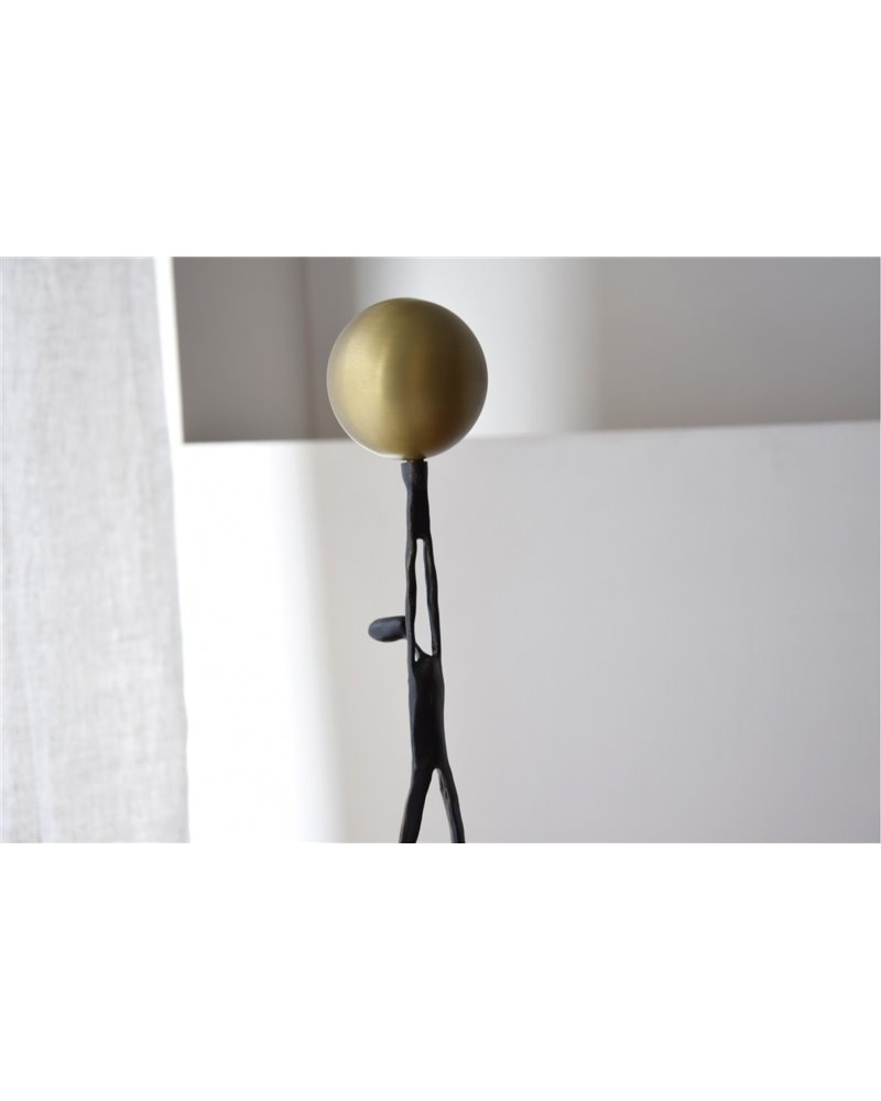 ESCULTURA ORBE. METAL Y MÁRMOL