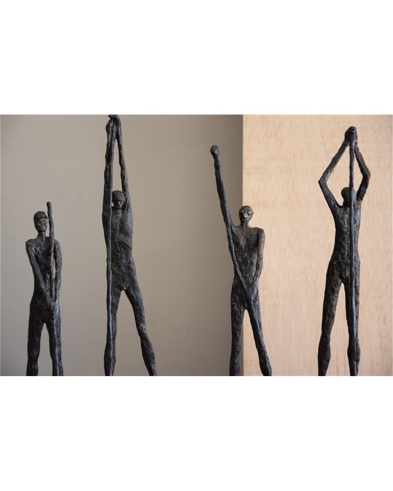 ESCULTURA HOMBRE EN METAL Nº4