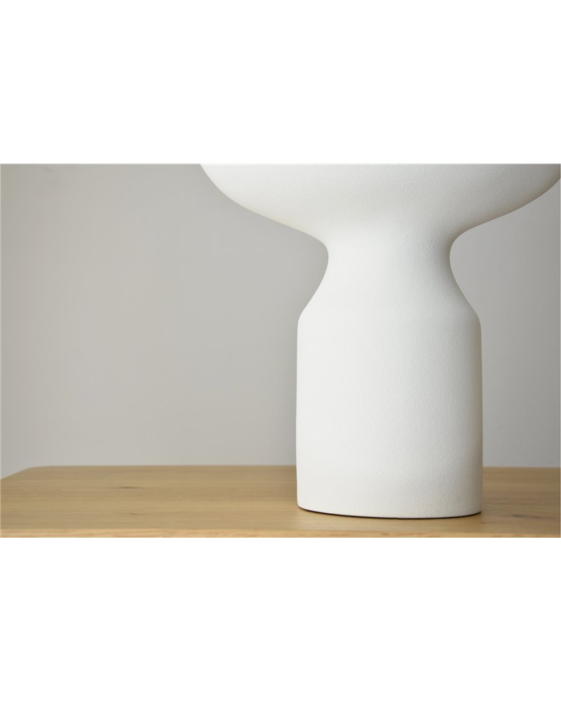 COLECCIÓN VACÍO.PIEZA 1. BLANCO TEXTURA