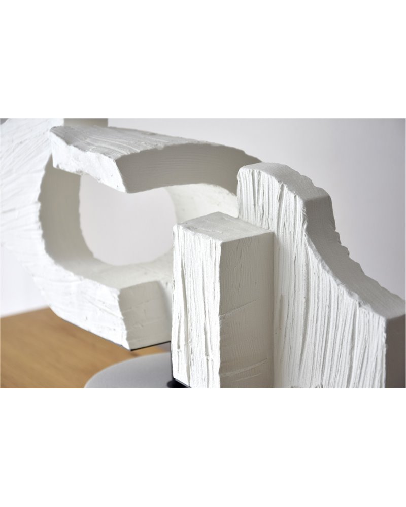 ESCULTURA HORMIGÓN. CERÁMICA BLANCO