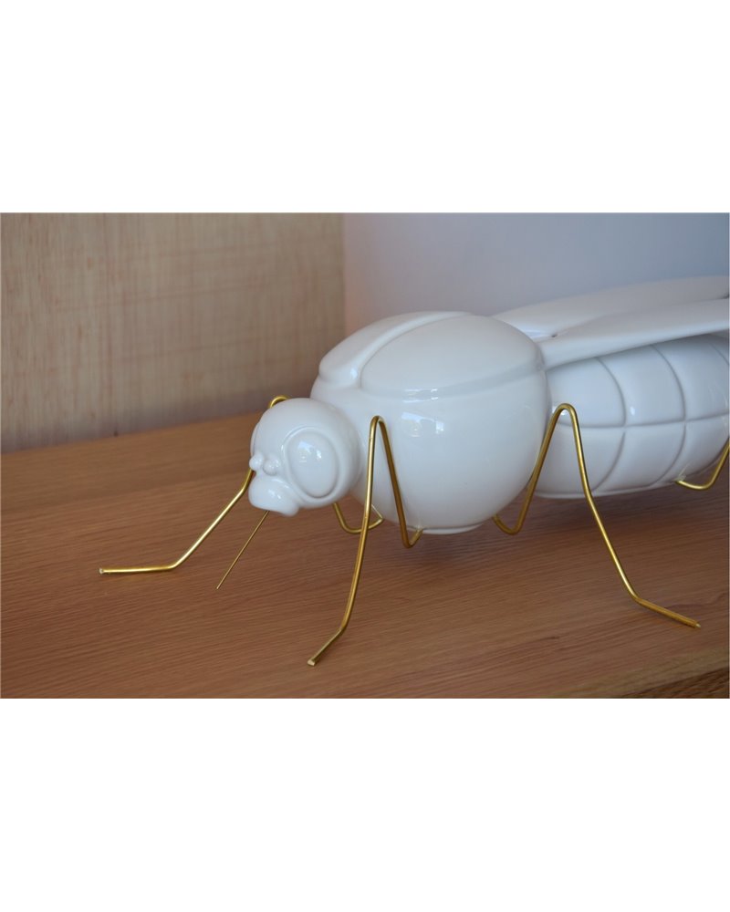 ESCULTURA MOSQUITO. CERÁMICA BLANCO BR.