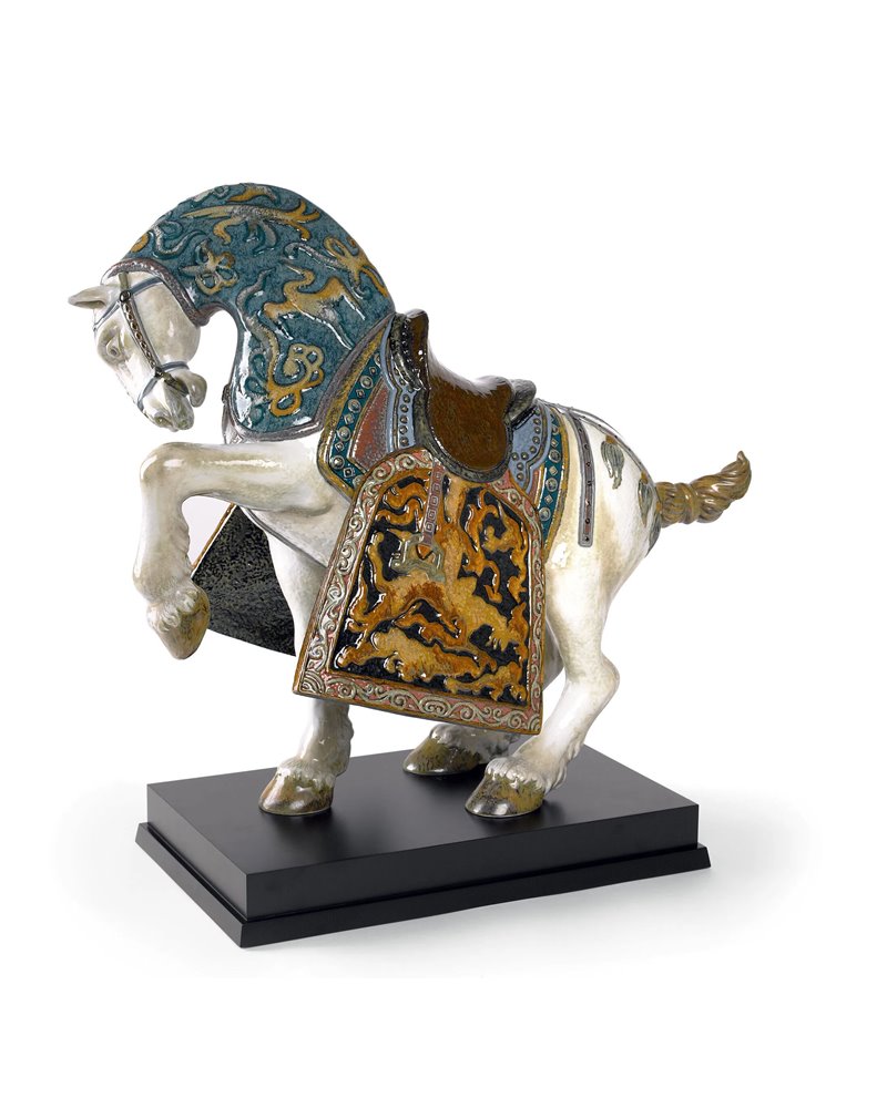Escultura Caballo oriental. Brillo. Serie limitada