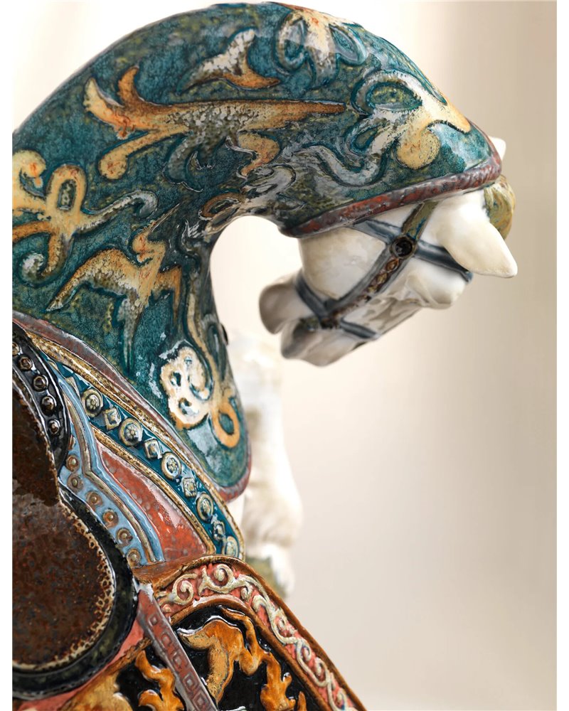 Escultura Caballo oriental. Brillo. Serie limitada