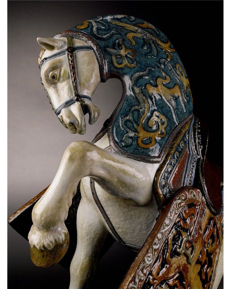 Escultura Caballo oriental. Brillo. Serie limitada