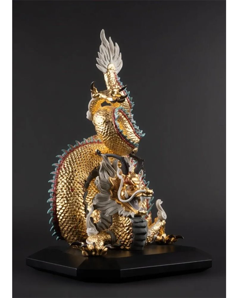 Escultura Dragón protector. Oro. Edición especial. Serie Limitada