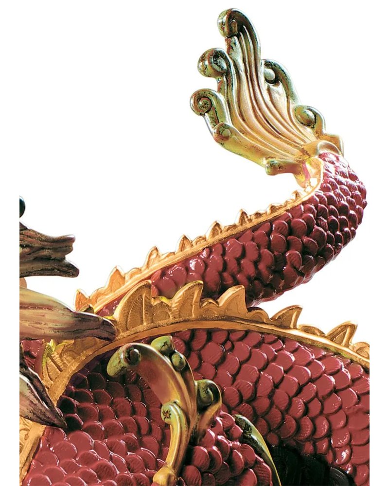 Escultura Dragón solemne